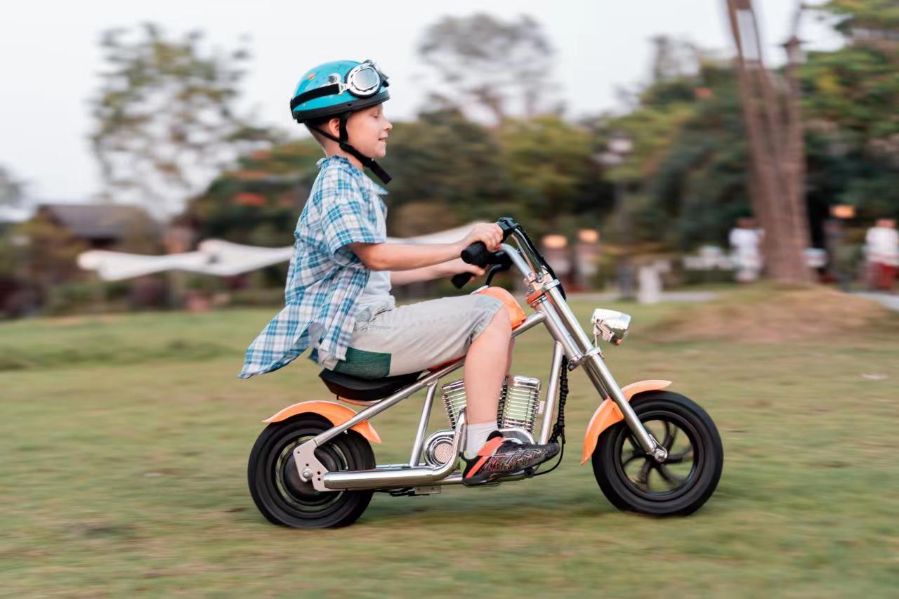 HYPER GOGO Cruiser 12 Plus Electric Motorcycle Kids 160W Motor 24V 5.2AH Battery